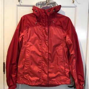 LL Bean women’s windbreaker
